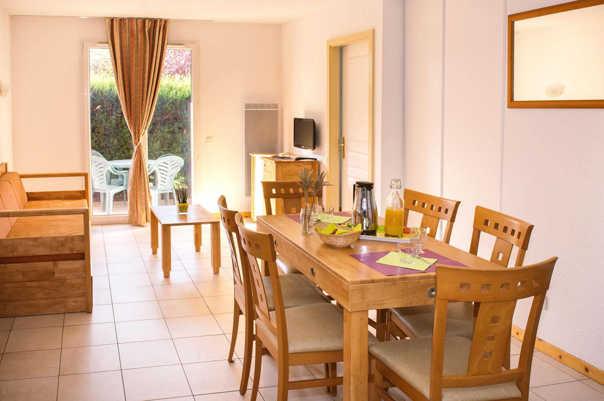 Residence Le Royal Golf & Horse Mooslargue Εξωτερικό φωτογραφία